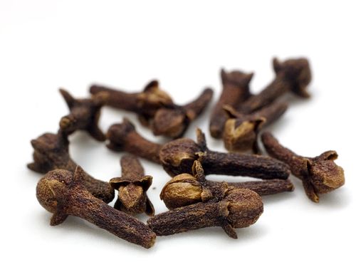 Właściwości goździków w kontekście odrobaczania, pozbywania się pasożytów